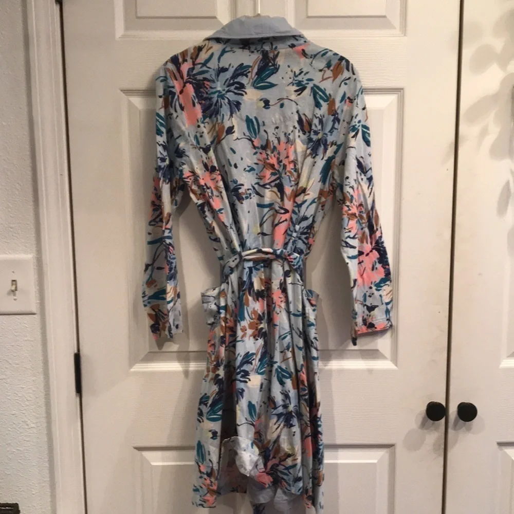Isaac Mizrahi Live brand size S robe
